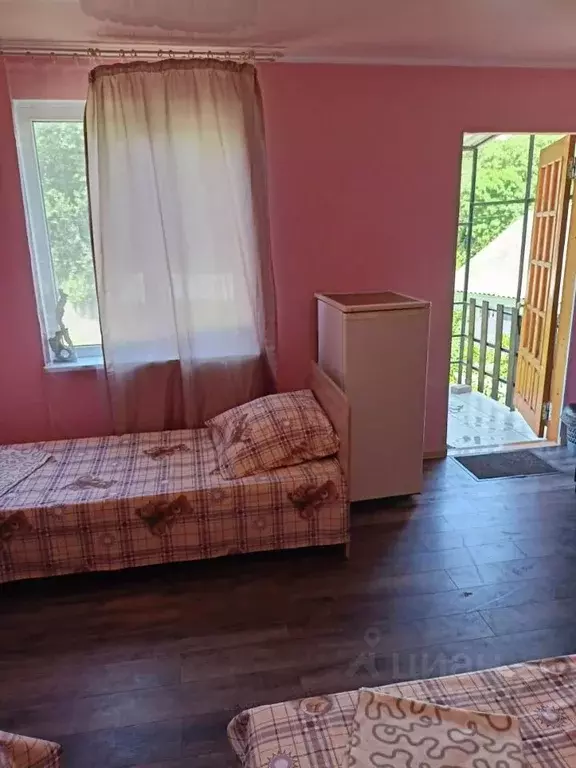 Дом в Краснодарский край, Геленджик Пограничная ул., 10 (80 м) - Фото 0
