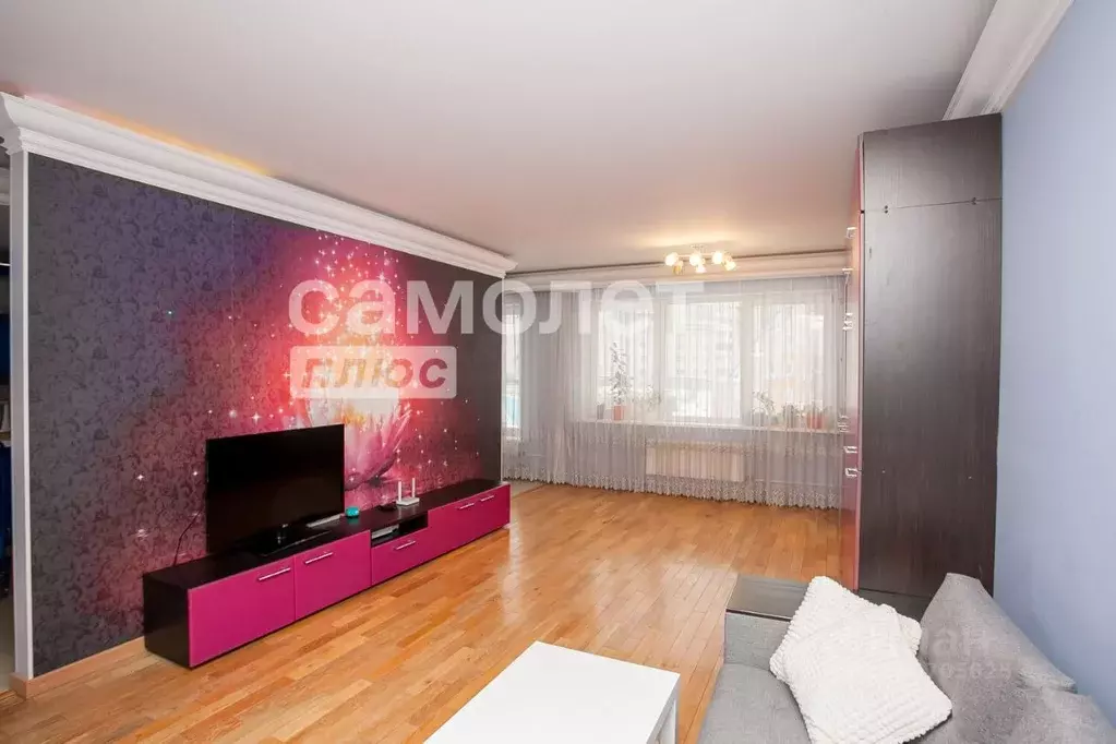 3-к кв. Кемеровская область, Кемерово Октябрьский просп., 59 (136.3 м) - Фото 1