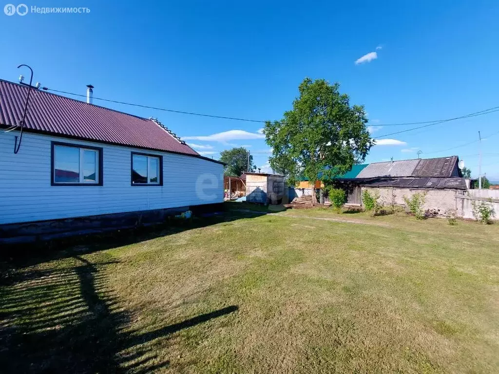3-комнатная квартира: Елизово, микрорайон Пограничный, улица ... - Фото 1