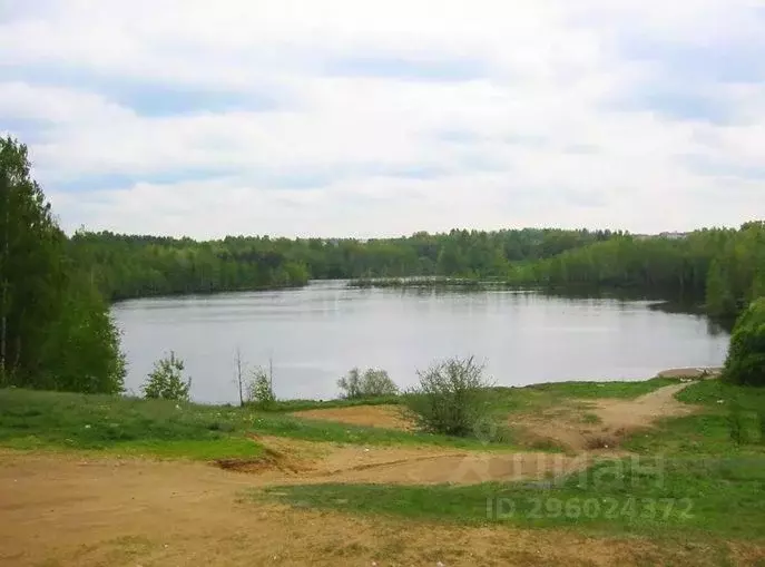 Участок в Ленинградская область, Всеволожск просп. Грибоедова, 110А ... - Фото 0