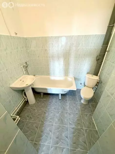1-комнатная квартира: посёлок городского типа Богандинский, улица ... - Фото 0