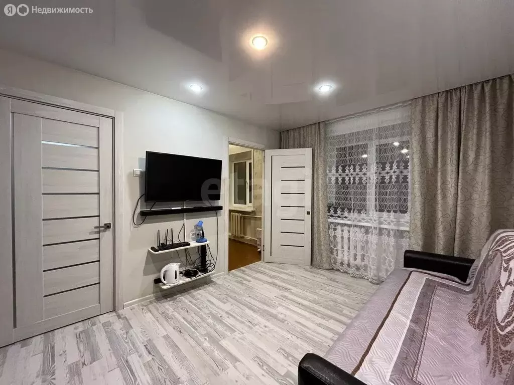 2-комнатная квартира: Новодвинск, улица 50-летия Октября, 46к2 (24.8 ... - Фото 1