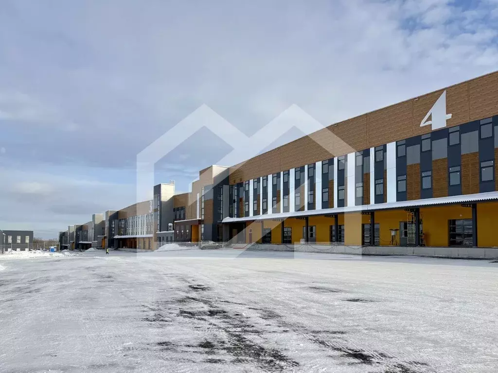 Помещение свободного назначения в Москва пос. Спортбазы, 1с4 (13500 м) - Фото 1