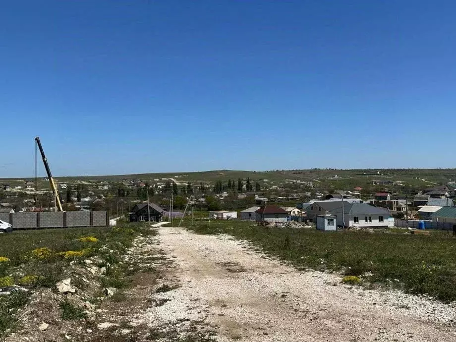 Участок в Крым, Симферопольский район, с. Урожайное ул. 8 Марта (10.0 ... - Фото 0