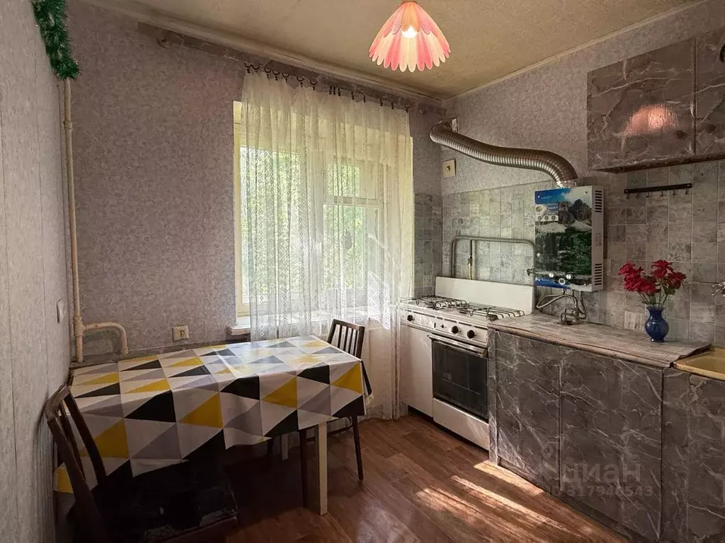 2-к кв. Нижегородская область, Нижний Новгород ул. Вячеслава Шишкова, ... - Фото 0