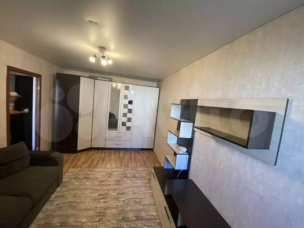 1-к. квартира, 40 м, 3/10 эт. - Фото 1