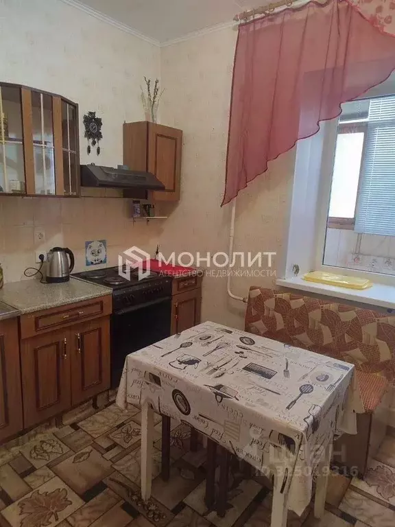 1-к кв. Белгородская область, Старый Оскол Восточный мкр, 44 (40.0 м) - Фото 1