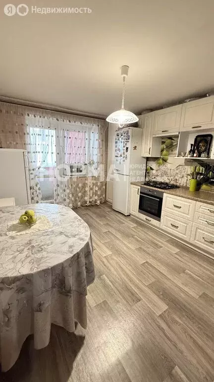 3-комнатная квартира: Октябрьский, 34-й микрорайон, 15А (79.8 м) - Фото 1