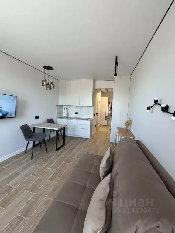 Студия Тюменская область, Тюмень ул. Газовиков, 38к2 (24.5 м) - Фото 1