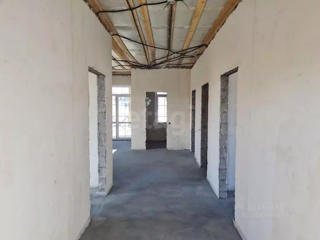 Дом в Саратовская область, Энгельсский район, Красноярское ... - Фото 1