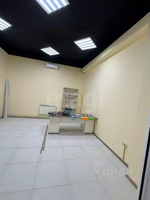 Помещение свободного назначения в Астраханская область, Астрахань пер. ... - Фото 1