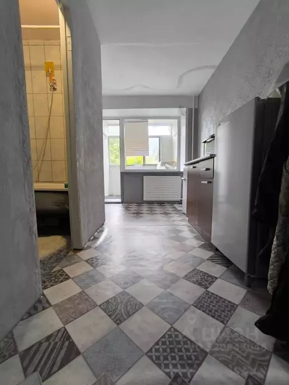 2-к кв. Омская область, Омск ул. Куйбышева, 150 (25.4 м) - Фото 1