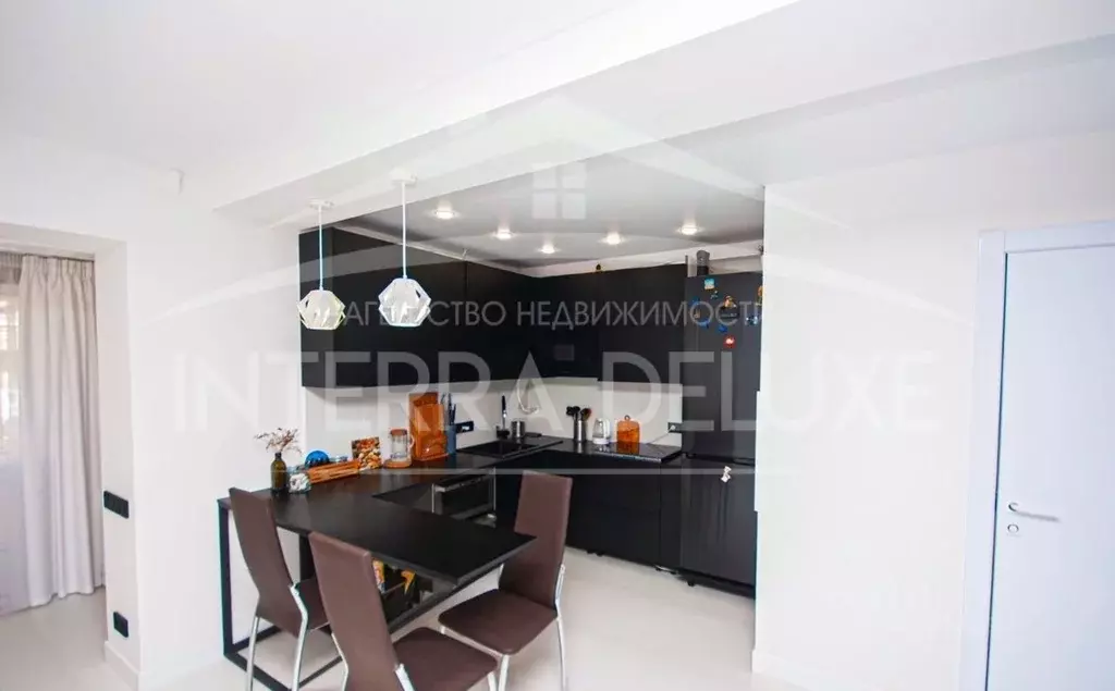 3-к кв. Севастополь ул. Меньшикова, 21 (68.0 м) - Фото 2