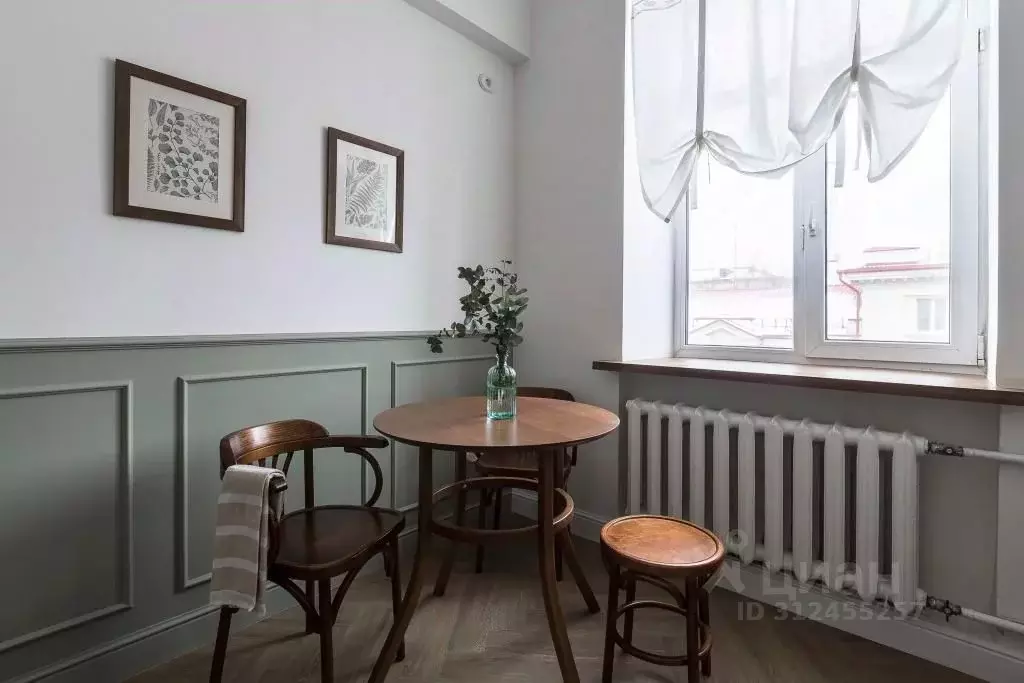 1-к кв. Тюменская область, Тюмень ул. Республики, 48 (44.0 м) - Фото 0