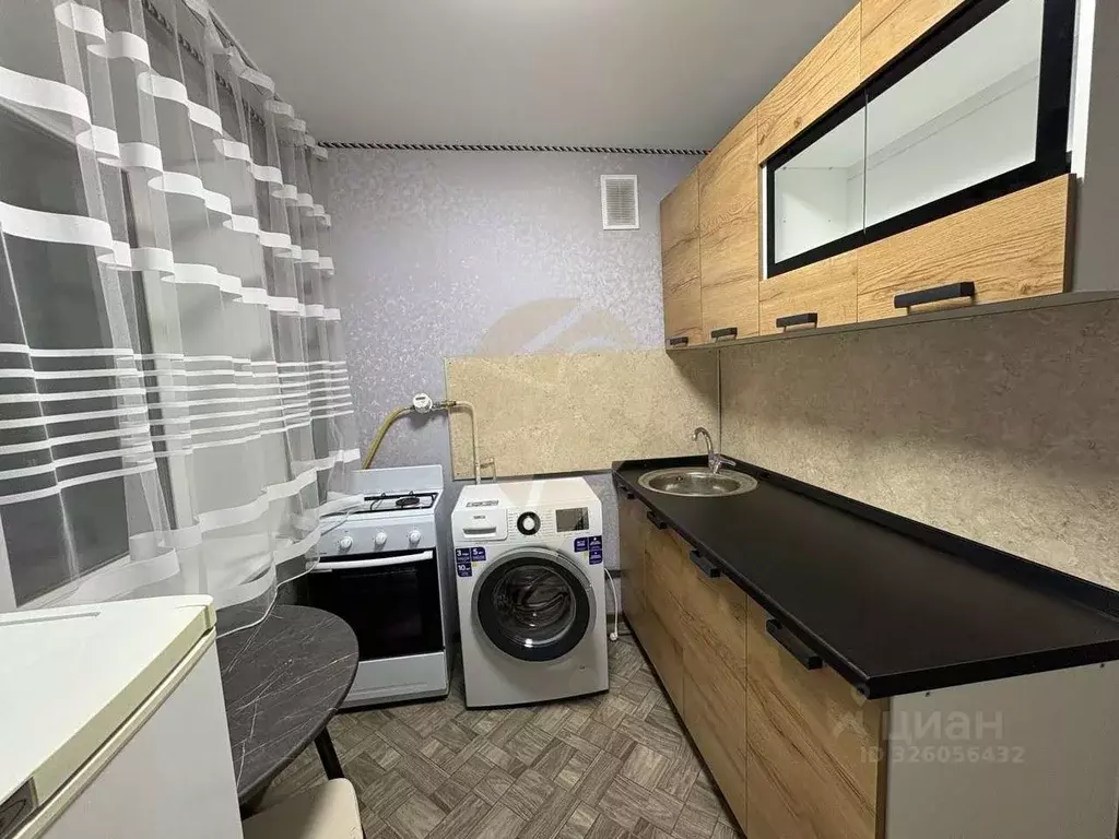 2-к кв. Белгородская область, Старый Оскол Приборостроитель мкр, 24А ... - Фото 1