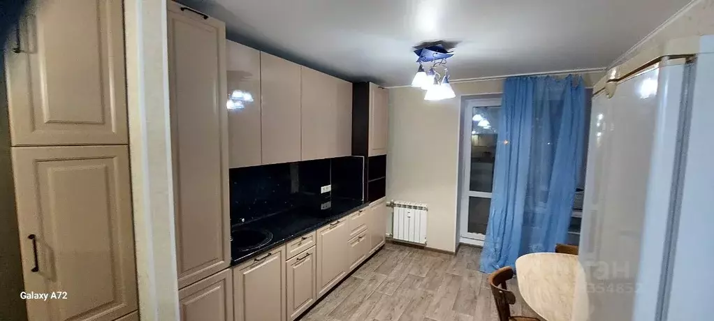 1-к кв. Самарская область, Тольятти 4-й кв-л, бул. Курчатова, 6В (37.0 ... - Фото 1