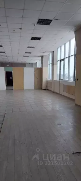 Торговая площадь в Татарстан, Казань ул. Сибирский Тракт, 34к1 (1600 ... - Фото 1