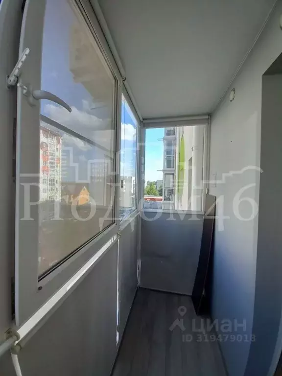 2-к кв. Курская область, Курск Рябиновая ул., 26А (52.8 м) - Фото 1