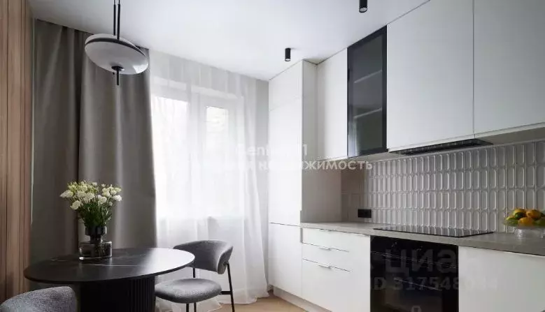 2-к кв. Москва ул. Василия Ланового, 1к2 (42.7 м) - Фото 0