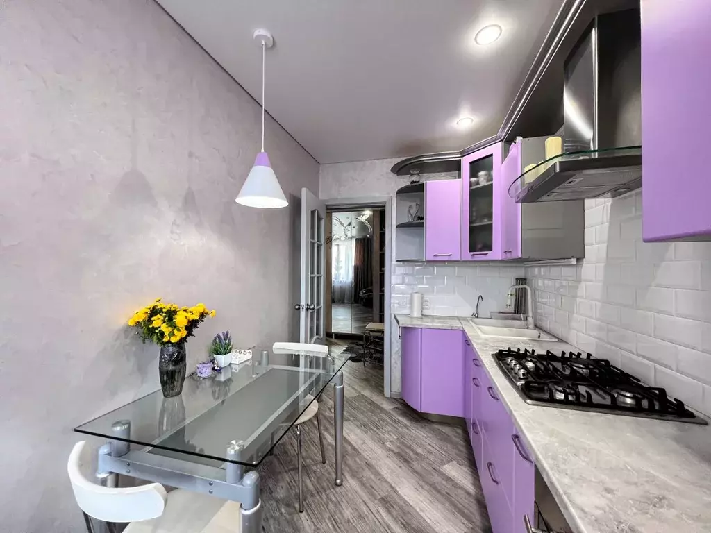 3-к кв. Оренбургская область, Оренбург ул. Чкалова, 15 (66.5 м) - Фото 2