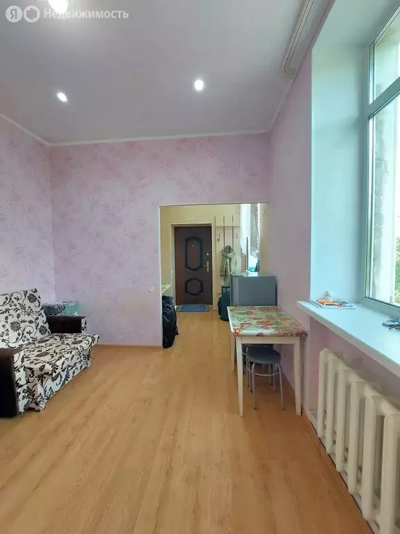 1к в 16-комнатной квартире (19 м) - Фото 0