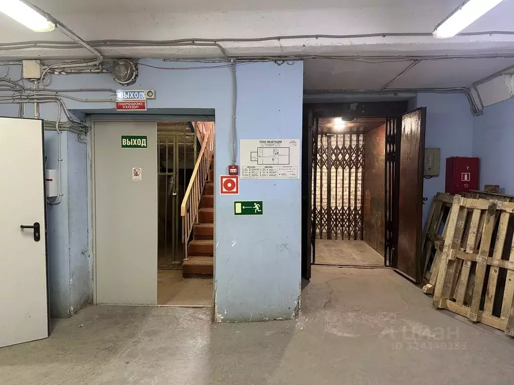 Склад в Московская область, Реутов Фабричная ул., 8 (130 м) - Фото 2