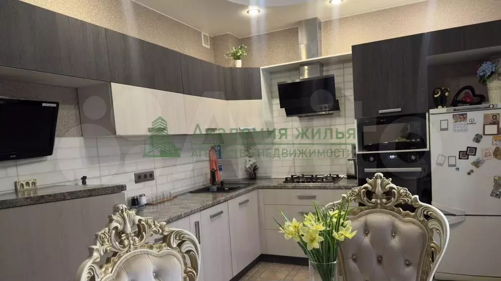 2-к. квартира, 76,1 м, 8/9 эт. - Фото 1