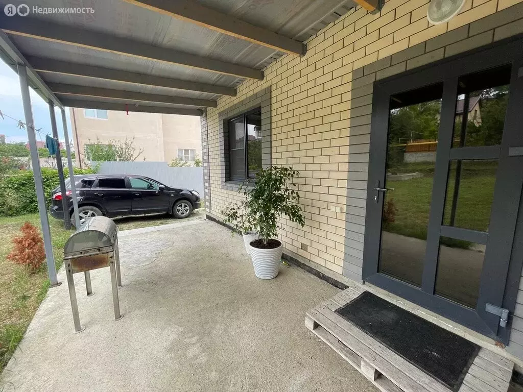 Дом в село Супсех, улица Виктора Шишкина (100 м) - Фото 1