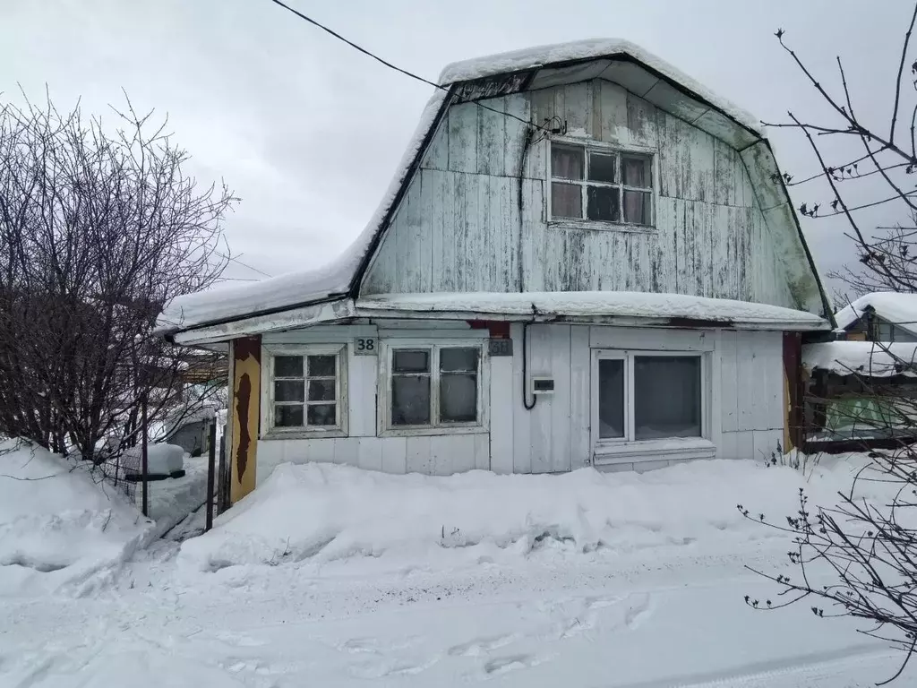 Дом в Свердловская область, Екатеринбург Металлист НИЗМК КС, 38 (20 м) - Фото 1