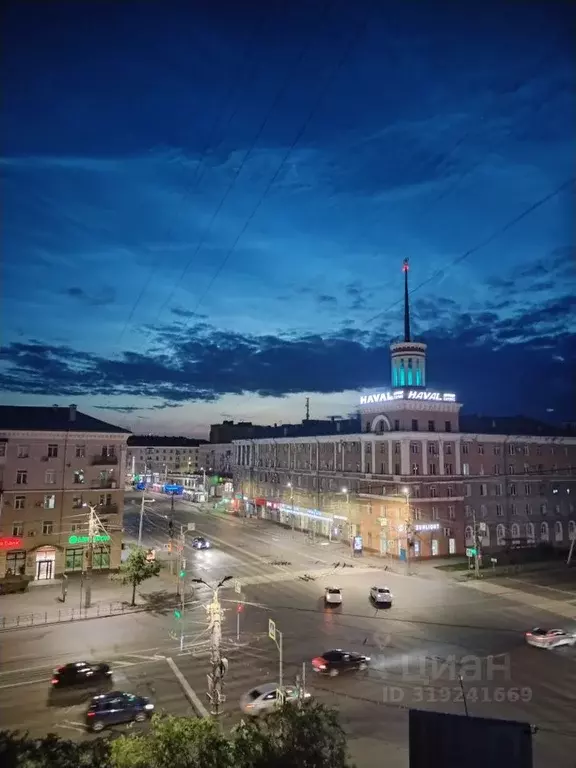 3-к кв. Омская область, Омск просп. Карла Маркса, 12 (92.6 м) - Фото 0