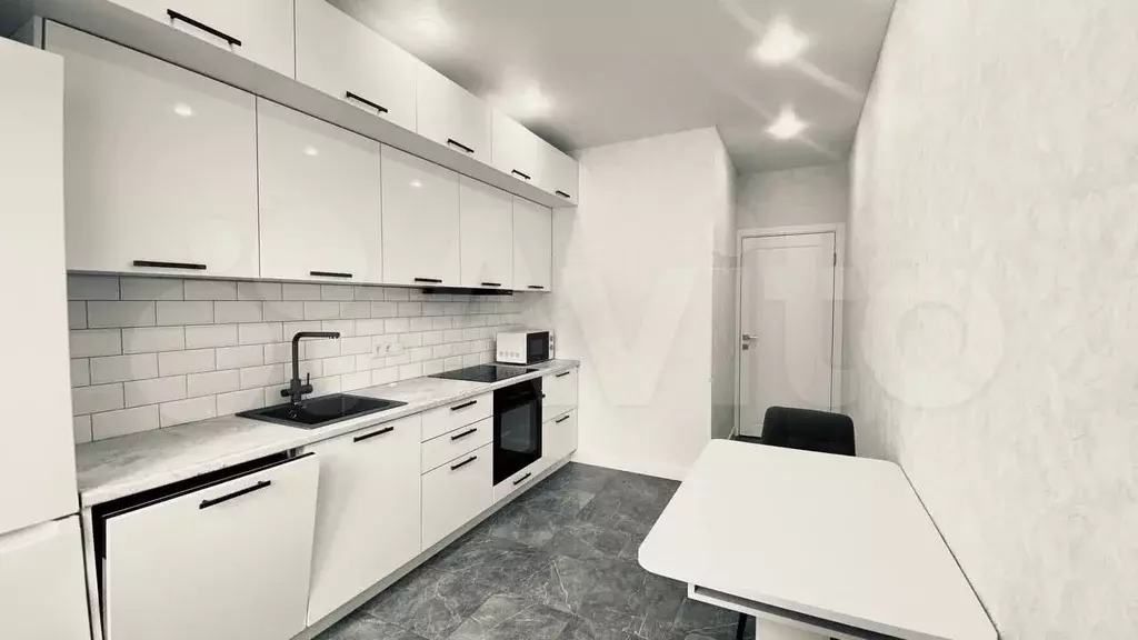 1-к. квартира, 43 м, 3/9 эт. - Фото 0