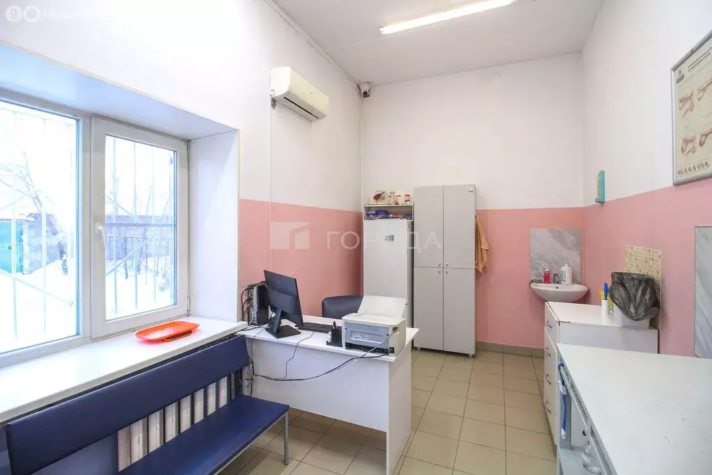 Помещение свободного назначения (240 м) - Фото 1