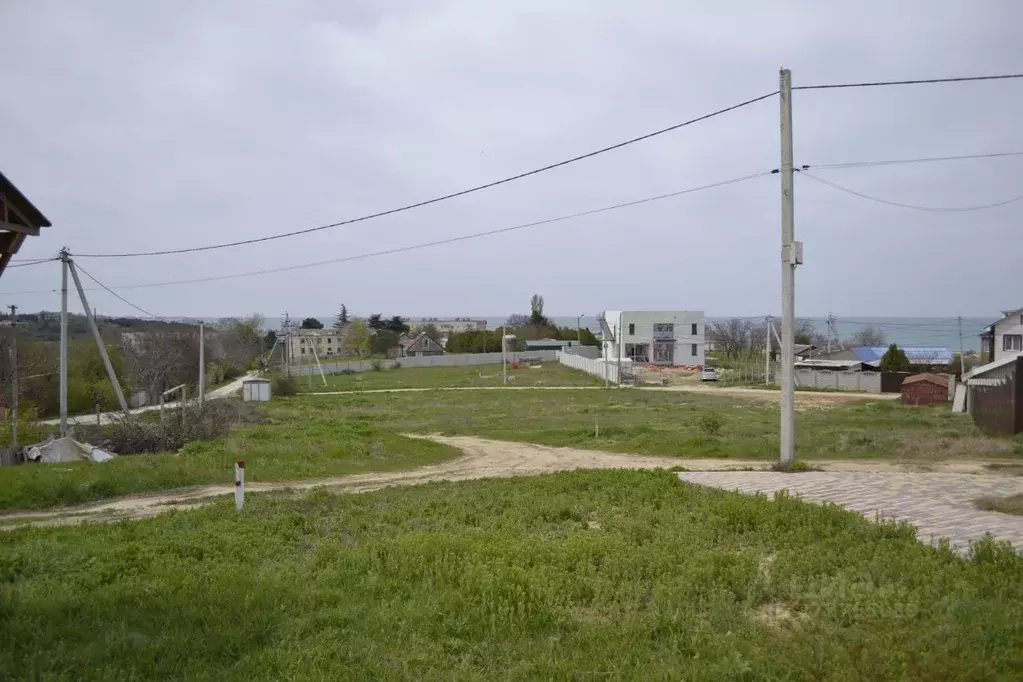 Участок в Севастополь пос. Любимовка,  (27.0 сот.) - Фото 1