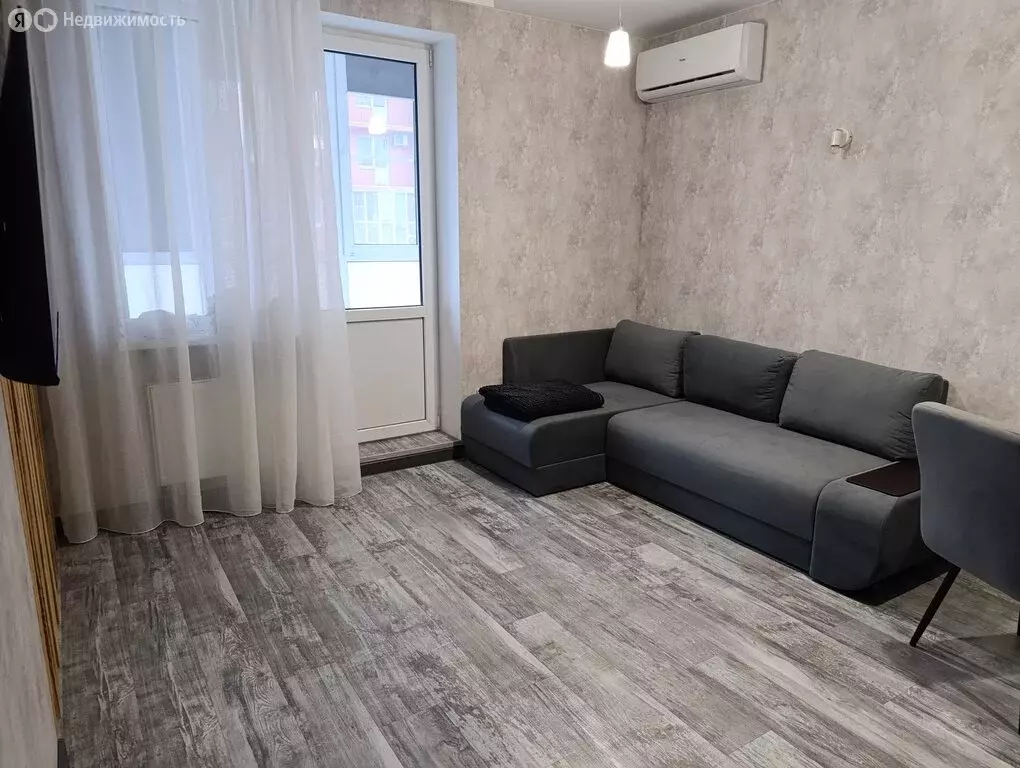 2-комнатная квартира: Волгоград, улица Гаря Хохолова, 4 (36 м) - Фото 1