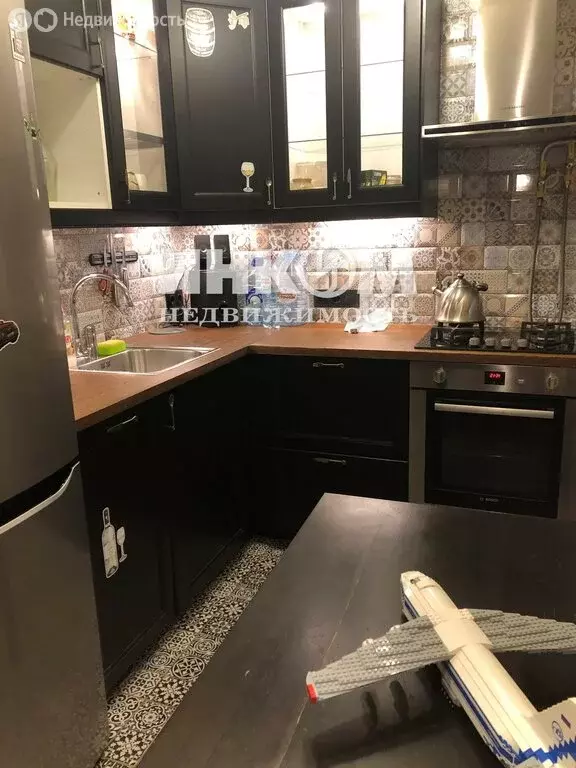 2-комнатная квартира: Лобня, улица Чайковского, 6 (40 м) - Фото 1