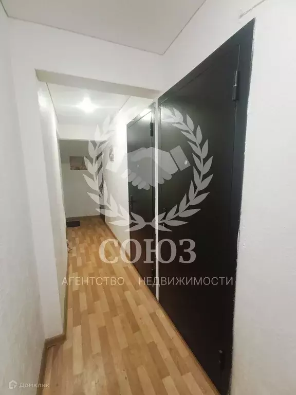 Продаётся 4-к квартира, 56.6 м - Фото 0