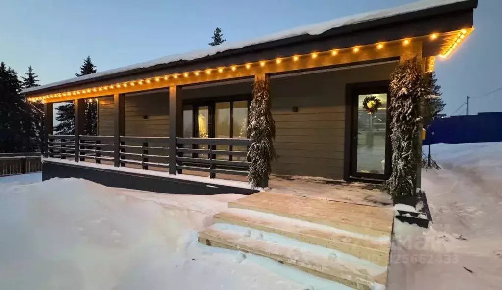 Дом в Пермский край, Губаха ул. Березовая, 9 (65 м) - Фото 2