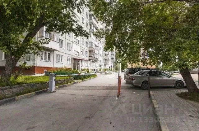 4-к кв. Новосибирская область, Новосибирск ул. Селезнева, 32 (80.0 м) - Фото 0