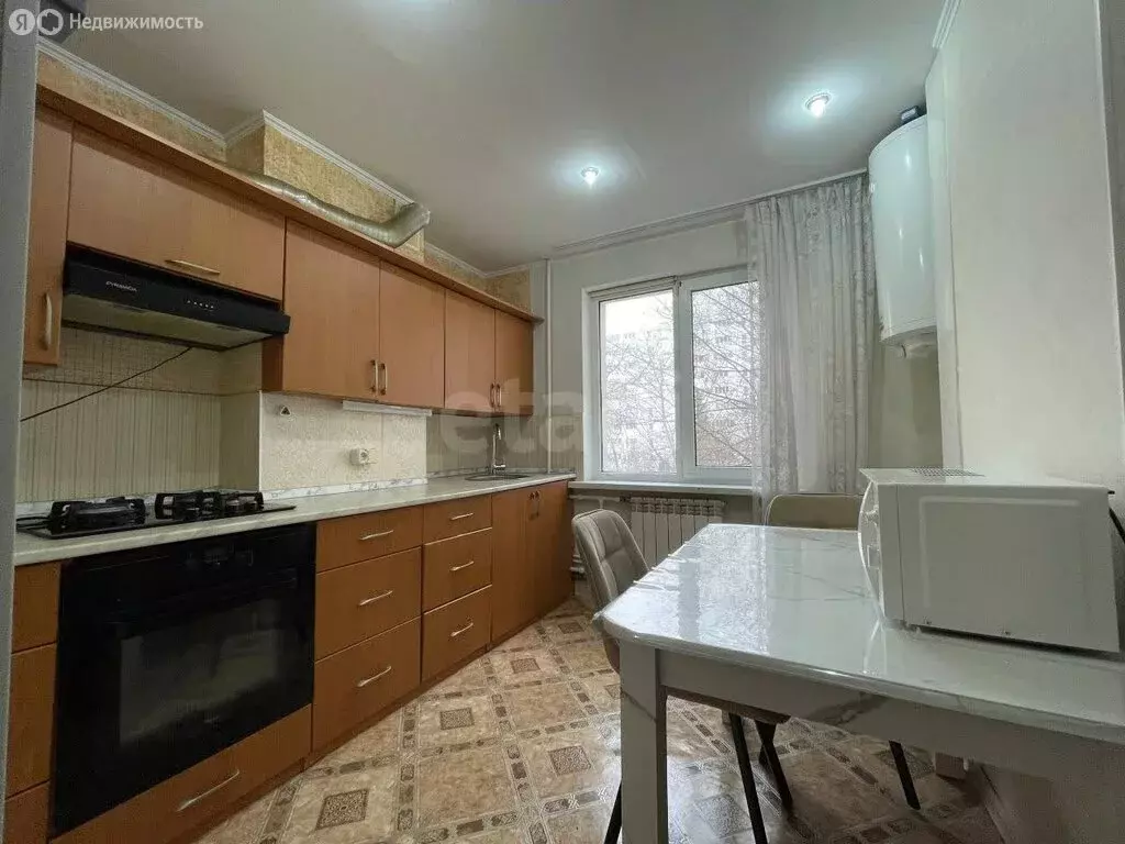 1-комнатная квартира: Севастополь, проспект Октябрьской Революции, ... - Фото 1