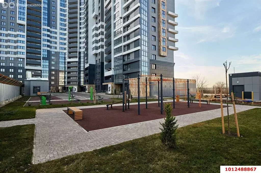 2-комнатная квартира: Краснодар, улица Красных Партизан, 4/15 (58.55 ... - Фото 2