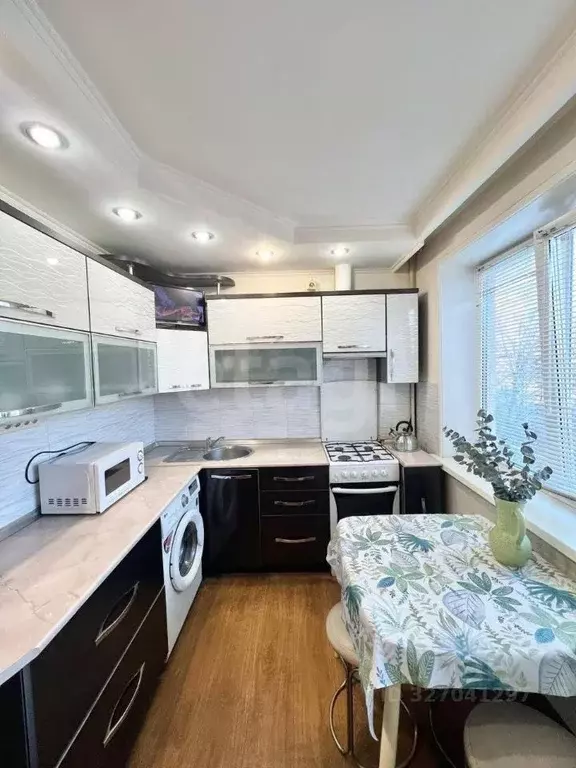 3-к кв. Амурская область, Благовещенск ул. Лазо, 58 (59.4 м) - Фото 2