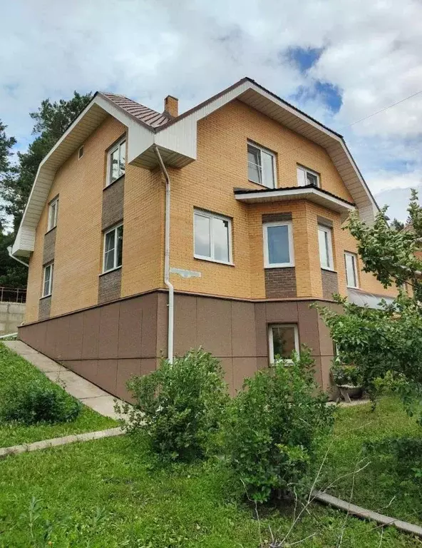 Коттедж в Красноярский край, Зеленогорск ул. Александрова (292 м) - Фото 2