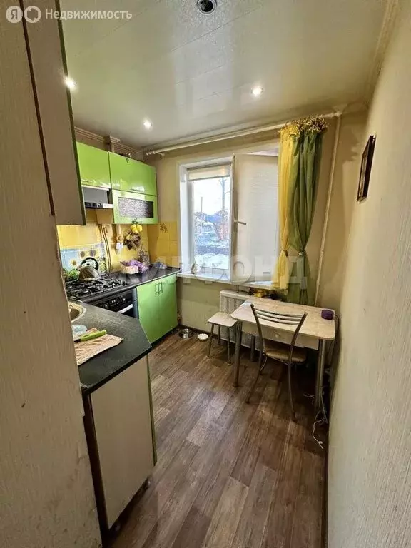 3-комнатная квартира: Тольятти, улица Карла Маркса, 17 (58.2 м) - Фото 1