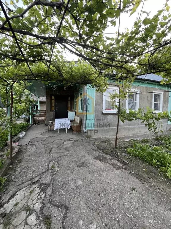 Дом в Ставропольский край, Предгорный муниципальный округ, с. Юца ул. ... - Фото 1