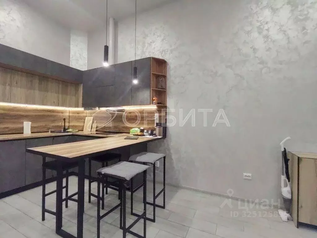 Таунхаус в Тюменская область, Тюмень Выборгская ул., 56 (104 м) - Фото 1