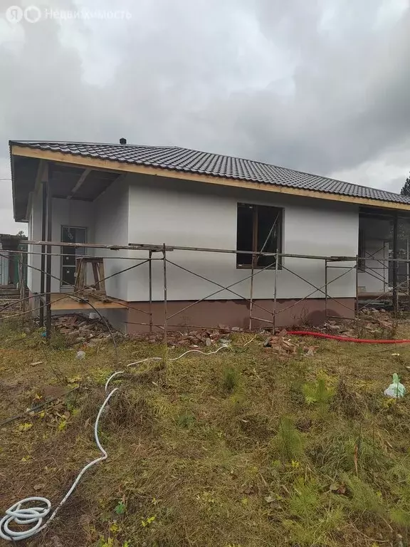 Дом в Бобровский, Светлая улица (120 м) - Фото 1