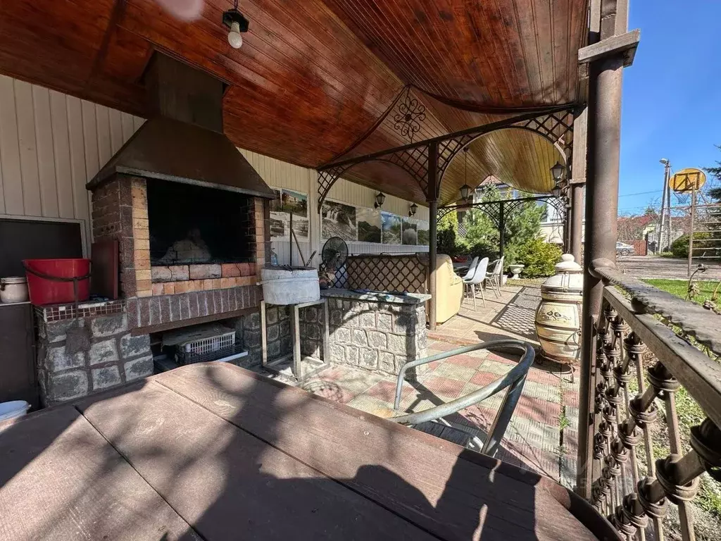 Дом в Калининградская область, Калининград ул. Серова, 5 (288 м) - Фото 1