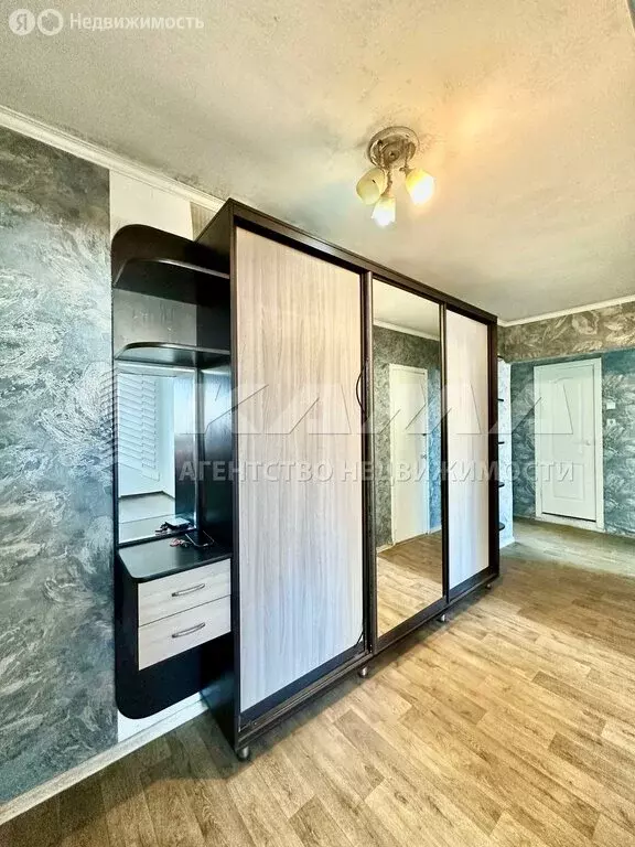 3-комнатная квартира: Набережные Челны, проспект Чулман, 46 (62.1 м) - Фото 2