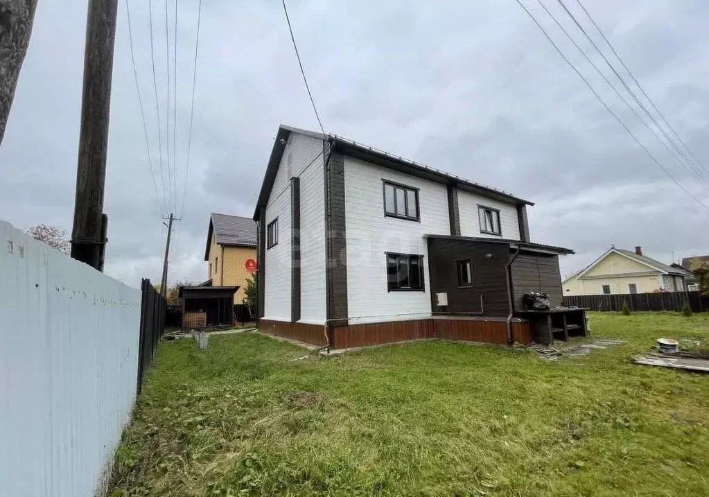 Дом в Архангельская область, Вычегодский рп пер. Трудовой, 29/30 (170 ... - Фото 1