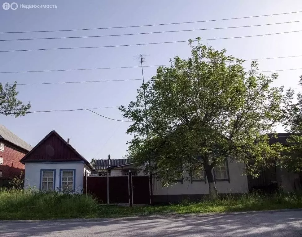 Дом в Красный Сулин, улица Розы Люксембург (40 м) - Фото 2